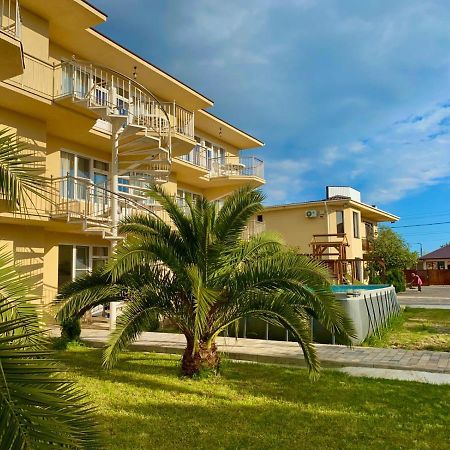 Alakhadze Mini Hotel Diva المظهر الخارجي الصورة