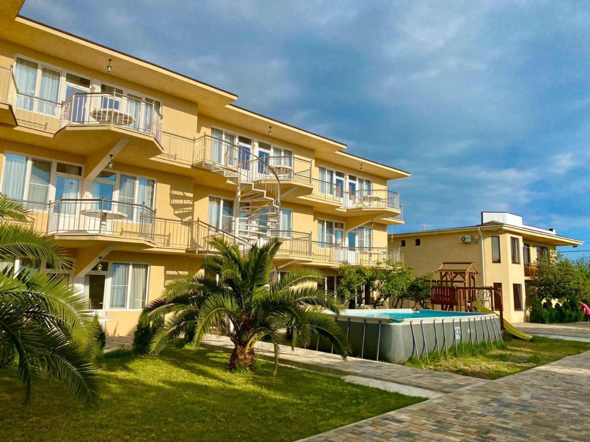 Alakhadze Mini Hotel Diva المظهر الخارجي الصورة