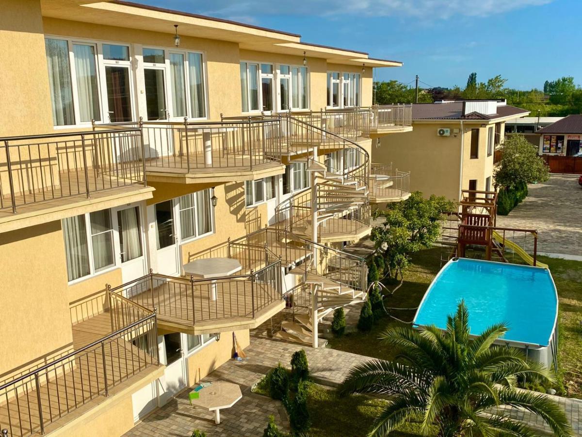 Alakhadze Mini Hotel Diva المظهر الخارجي الصورة